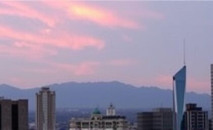 Getimg Americans Warned K Shaped Economy Spells Trouble For U.s. Stability Experts Say 1764166845