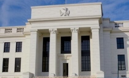 Getimg Federal Reserve Eyes Rate Cut Pause As Sticky Inflation Data Defies Expectations 1763716171