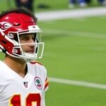 Getimg Patrick Mahomes Exits Chiefs Vs. Bills Thriller With Apparent Ankle Injury – Devastating Blow To Kansas Citys Playoff Hopes 1763829718