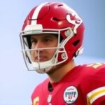 Getimg Patrick Mahomes Exits Chiefs Vs. Bills Thriller With Apparent Ankle Injury – Playoff Panic Sets In 1763816149