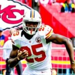 Getimg Tershawn Whartons Sharp Instincts Prevent Flag In Chiefs Panthers Thriller Key Sports Illustrated Highlights 1764166935