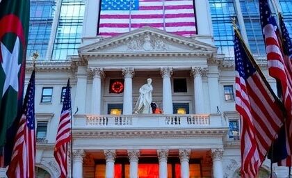 Getimg U.s. Stocks Surge On Fed Rate Cut Hopes And Ai Frenzy Ahead Of Thanksgiving 1764013577